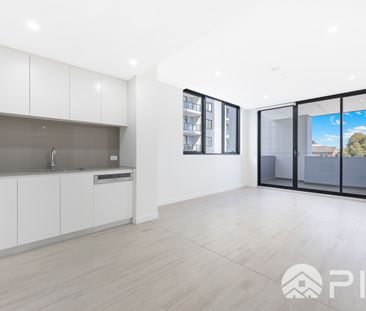 "Modern 2-Bedroom Apartment with Prime Location in Kogarah – Convenience at Your Doorstep!" - Photo 1