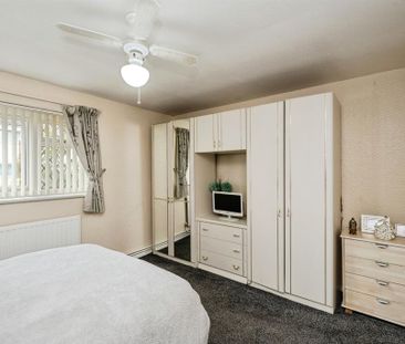 2 bedroom property to rent - Photo 4