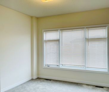 For Lease - 1371 Klondike Court, Oshawa, Ontario - Photo 6