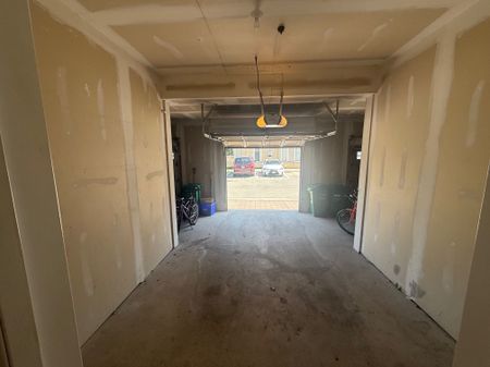 For Lease - 5055 Oscar Peterson Boulevard Unit# 8, Mississauga, Ontario - Photo 5