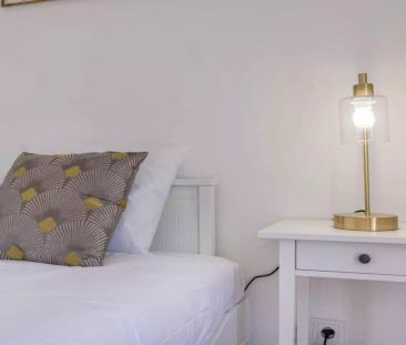 3-bedroom apartment for rent in Lisbon, bills included - Photo 6