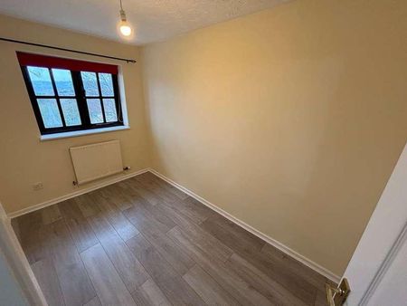 Clos Eileen Chilcott, Llansamlet, Swansea, SA7 - Photo 4