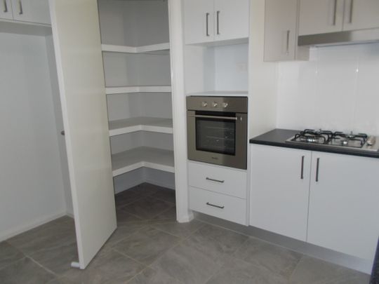 3 Bedroom Duplex in Outlook Estate - Photo 1