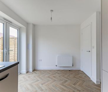 3 bedroom terraced house to rent - Photo 5