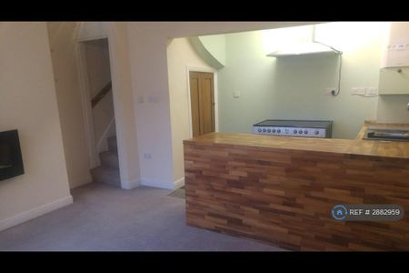 2 bedroom terraced house to rent - Photo 5