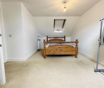 7 Blackrock Grove, Newtownabbey, BT36 4NA - Photo 3