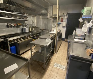 £1,083 PCM, Fully Fitted and Equipped A3 Licensed Takeaway with Off... - Photo 2