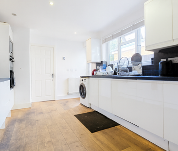 1 bedroom house of multiple occupation to rent - Photo 2