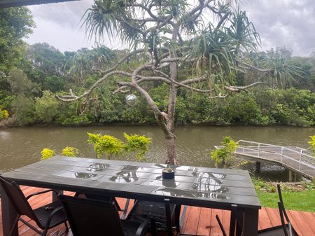 Broadbeach Waters - Photo 4