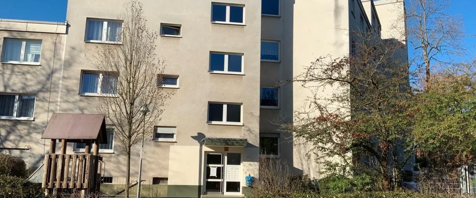 Schöne 3-Zimmer-Wohnung mit Balkon, ab sofort bezugsfrei! - Photo 1