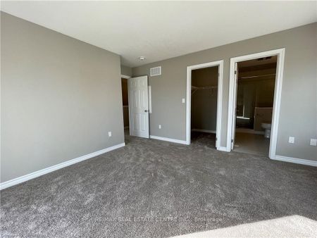 Condo Townhouse For Lease | X7338940 - Photo 4