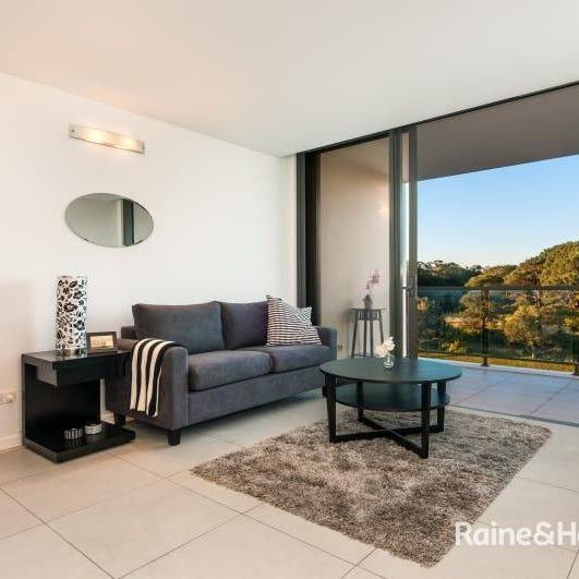 LIGHT FILLED ONE BEDROOM APARTMENT! - Photo 1