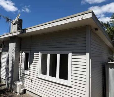 Cute and Cozy on Otaika - Photo 1