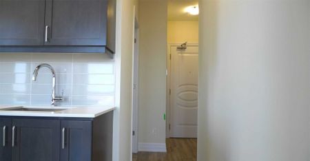 For Lease - 9075 Jane Street Unit# 615, Vaughan, Ontario - Photo 3