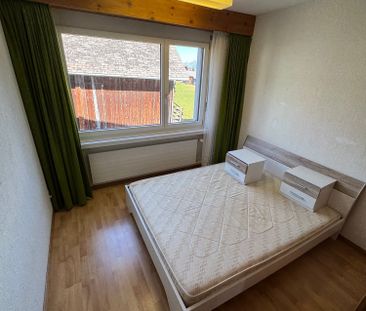 Charmante 3-Zimmer-Wohnung in Falera, Graubünden - Foto 1