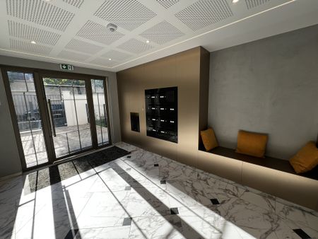 Location Appartement 1 pièce 28m² ST MAUR DES FOSSES 94100 - Photo 3