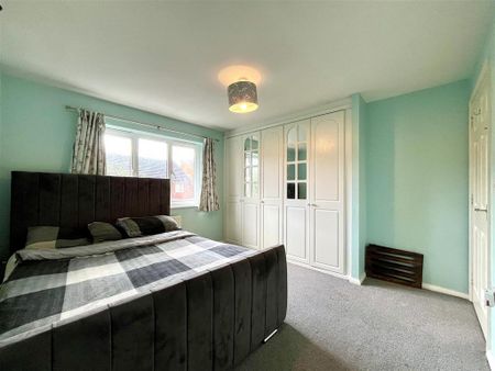 3 bedroom detached house to rent - Photo 5