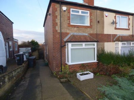 2 bedroom semi-detached house to rent - Photo 4