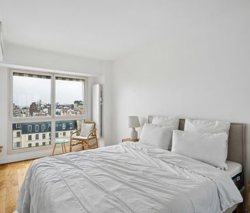 Appartement • Muette Sud - Photo 1
