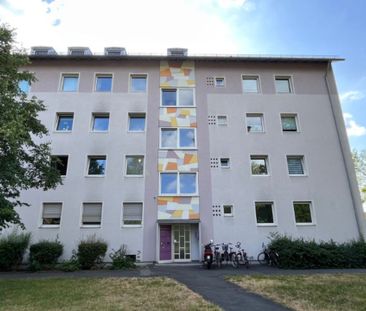 Mietwohnung in Erlangen - Gemütliche Dachgeschoss-Wohnung mit Einba... - Photo 4