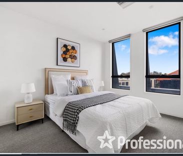 Low Maintenance life start in Great location - Photo 4