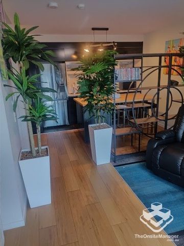 FULLY FURNISHED@CODE APARTMENTS - Photo 4