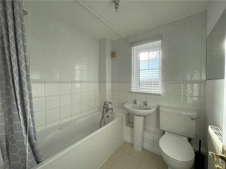 2 bedroom detached house to rent - Photo 5