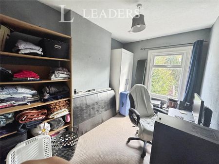 2 bedroom terraced house to rent - Photo 2