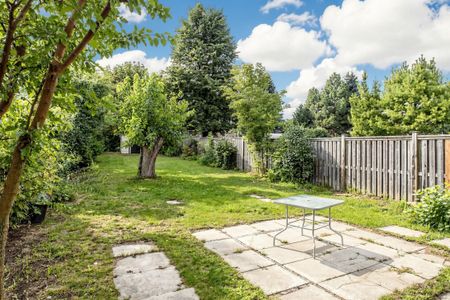 For Lease - 1704 Canadore Crescent, Oshawa, Ontario - Photo 5