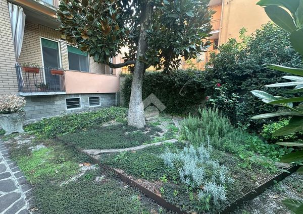 Porzione di trifamiliare in affitto