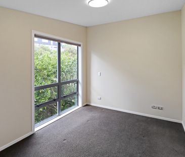 Townhouse Living - Photo 3