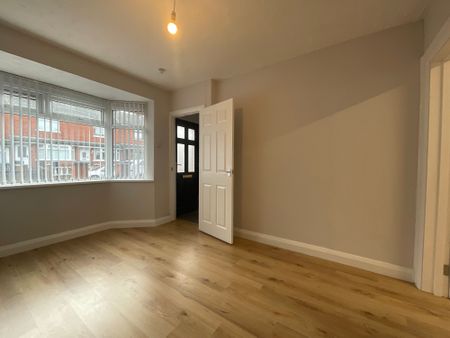 25 Northwood Drive, Belfast, BT15 3QP - Photo 5