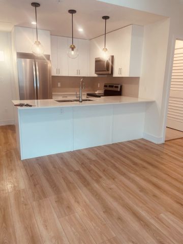 For Lease - 121 Mary Street Unit# Unit 205, Clearview, Ontario - Photo 2