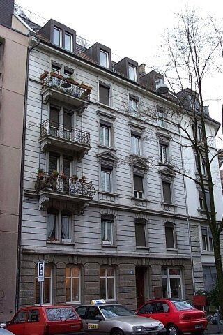 Altbauwohnung mit Flair mitten in der Stadt! - Photo 4