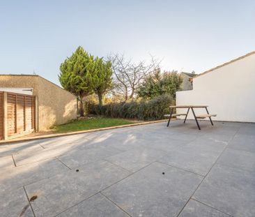 1 bedroom in a house share to rent - Photo 6