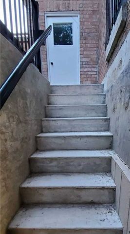 For Lease - 19 Hall Crescent Unit# BSMT, Brampton, Ontario - Photo 3