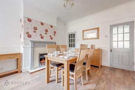 3 bedroom terraced house to rent - Photo 3