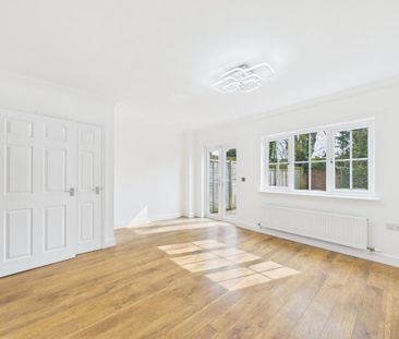 2 bedroom terraced house to rent - Photo 1
