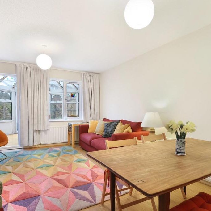 2 bedroom terraced house to rent - Photo 1