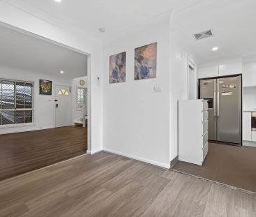 Light-Filled & Beautifully Updated Family Townhouse - Photo 5