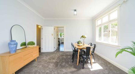 CITY CENTRE - 3 BEDROOMS - Photo 5