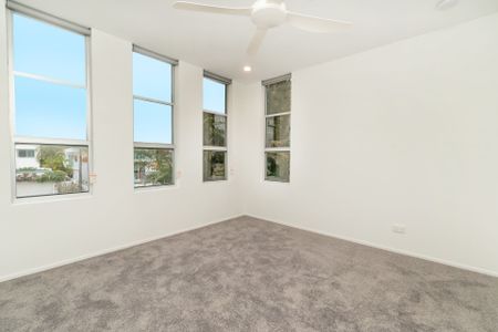 Immaculately Presented Budds Beach Villa! - Photo 4