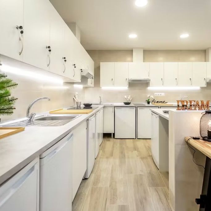 Calle del Puerto de Canfranc, Madrid, Community of Madrid 28038 - Photo 1