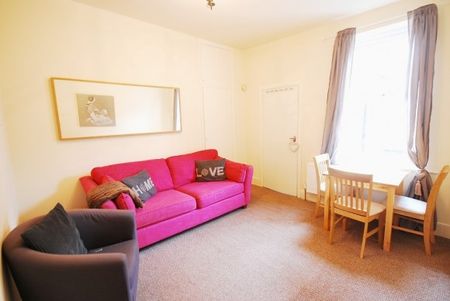 3 Bed - Ancrum Street, Spital Tongues - Photo 4