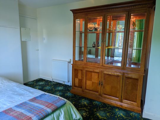 Room in a Shared House, Clermiston Crescent, EH4 - Photo 1