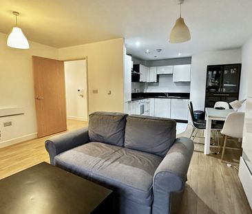 Albatross Way, London - Photo 4