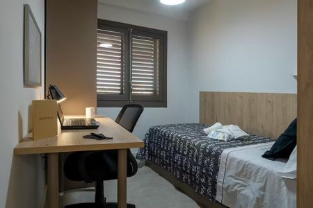 Carrer de Sant Donís, Valencia, Valencian Community 46003 - Photo 2