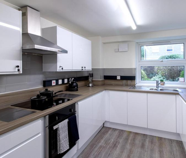 1 bedroom in a flat share to rent - Photo 6