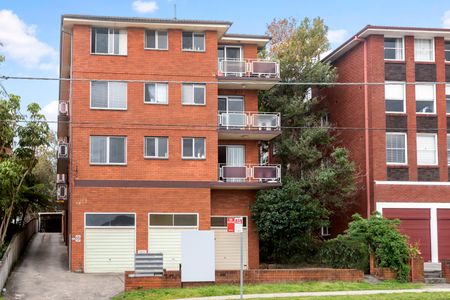 10/113 Queenscliff Road, Queenscliff NSW 2096 - Apartment For Rent | Domain - Photo 2