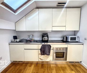 2 bedroom apartment to rent - Photo 3